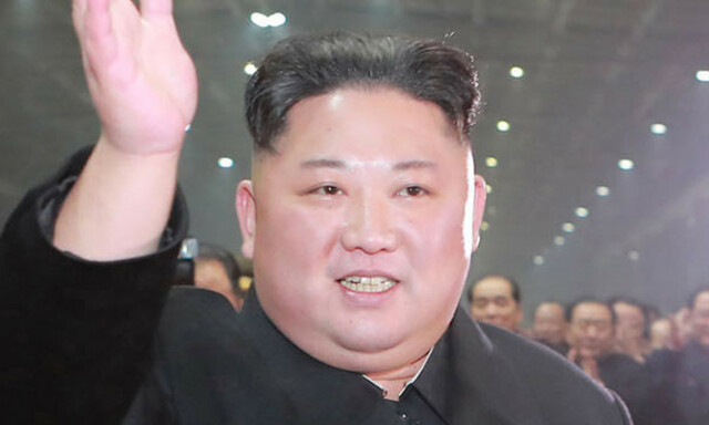 Kim vil ikke lenger framstilles som «halvgud»